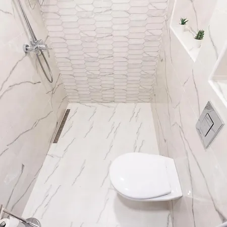 Cozy Chic Flat Stylish Center Daire