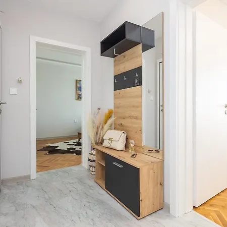 Cozy Chic Flat Stylish Center Apartment Varna