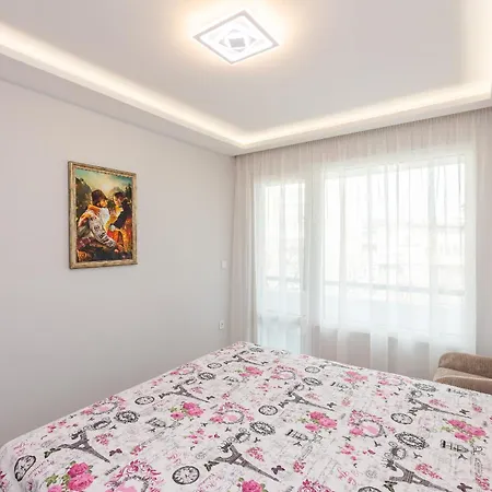 Apartment Cozy Chic Flat Stylish Center