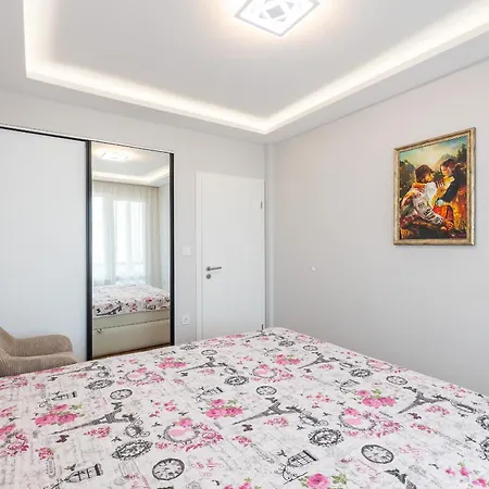 Apartment Cozy Chic Flat Stylish Center Varna
